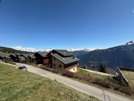Appartement 4 pers aux Saisies, balcon vue montagne : photo 11