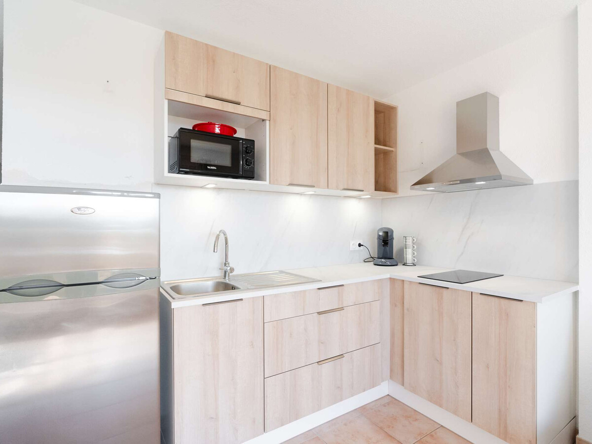 Appartement T2 à Saint-Pierre-la-Mer, parking et wifi - Photo 2