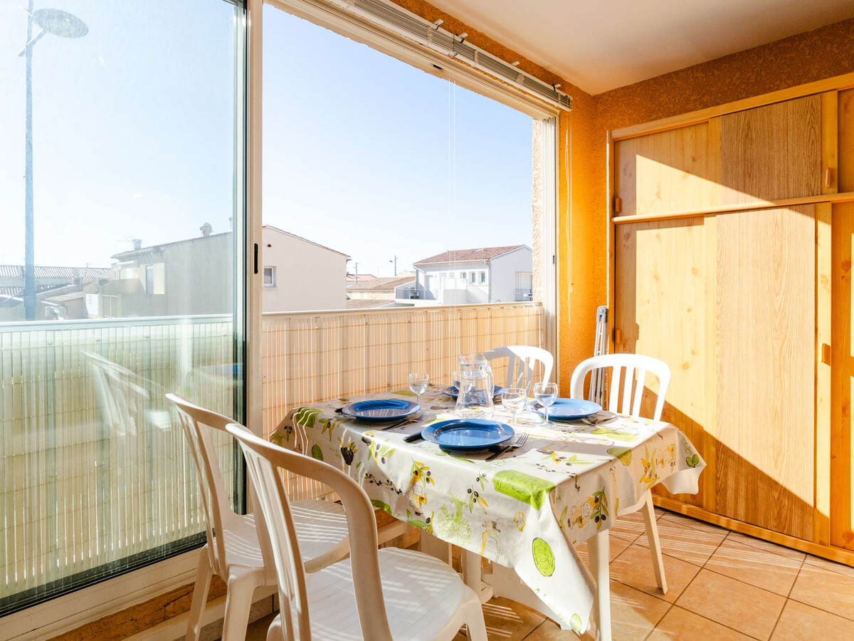 Appartement T2 à Saint-Pierre-la-Mer, parking et wifi - Photo 7