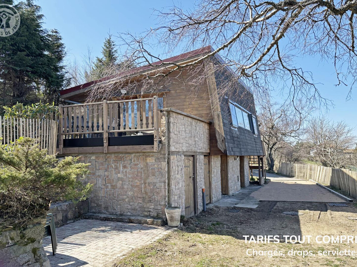 Gîte 90 m² au Bessat, jardin 1 500 m² pour 6 personnes - Photo 1