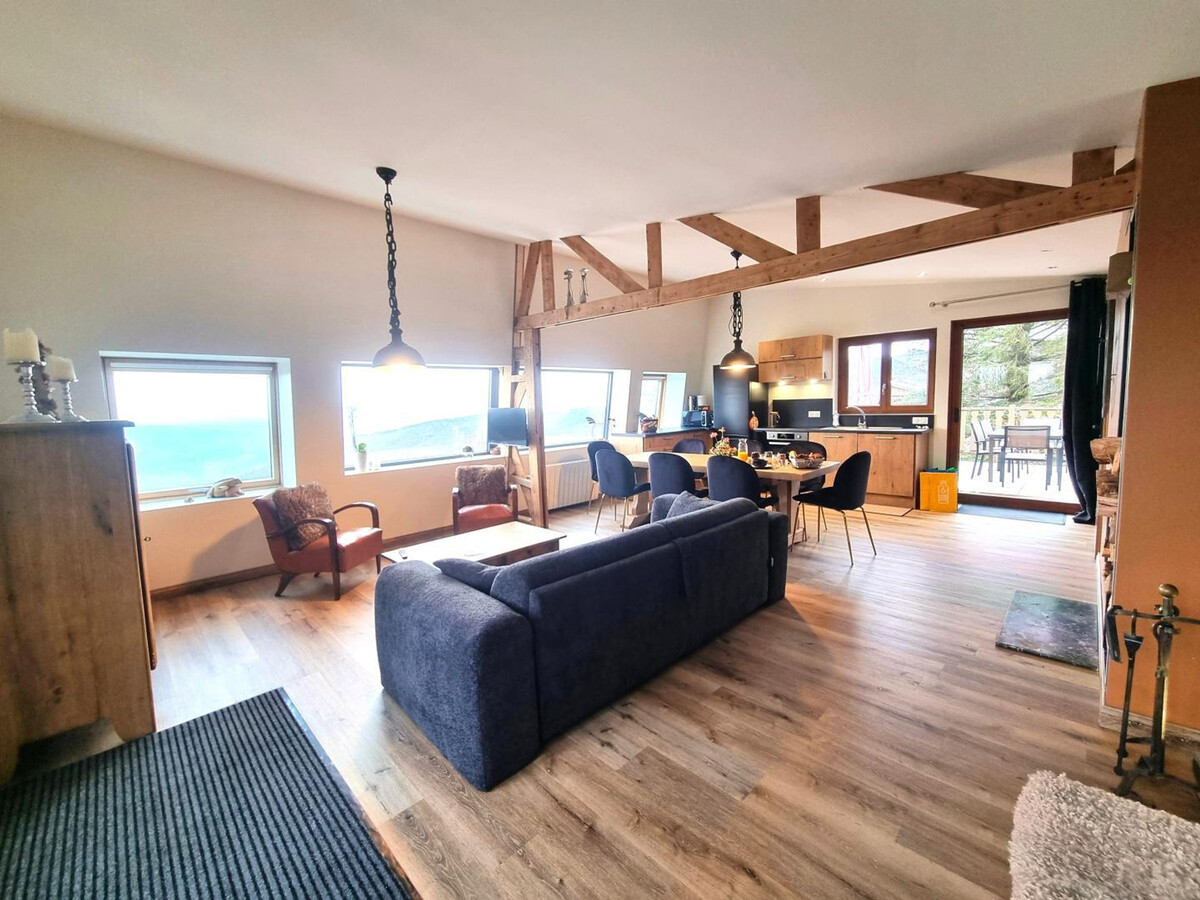 Gîte 90 m² au Bessat, jardin 1 500 m² pour 6 personnes - Photo 3