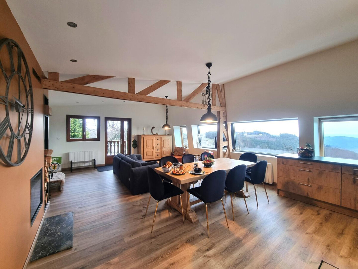 Gîte 90 m² au Bessat, jardin 1 500 m² pour 6 personnes - Photo 4