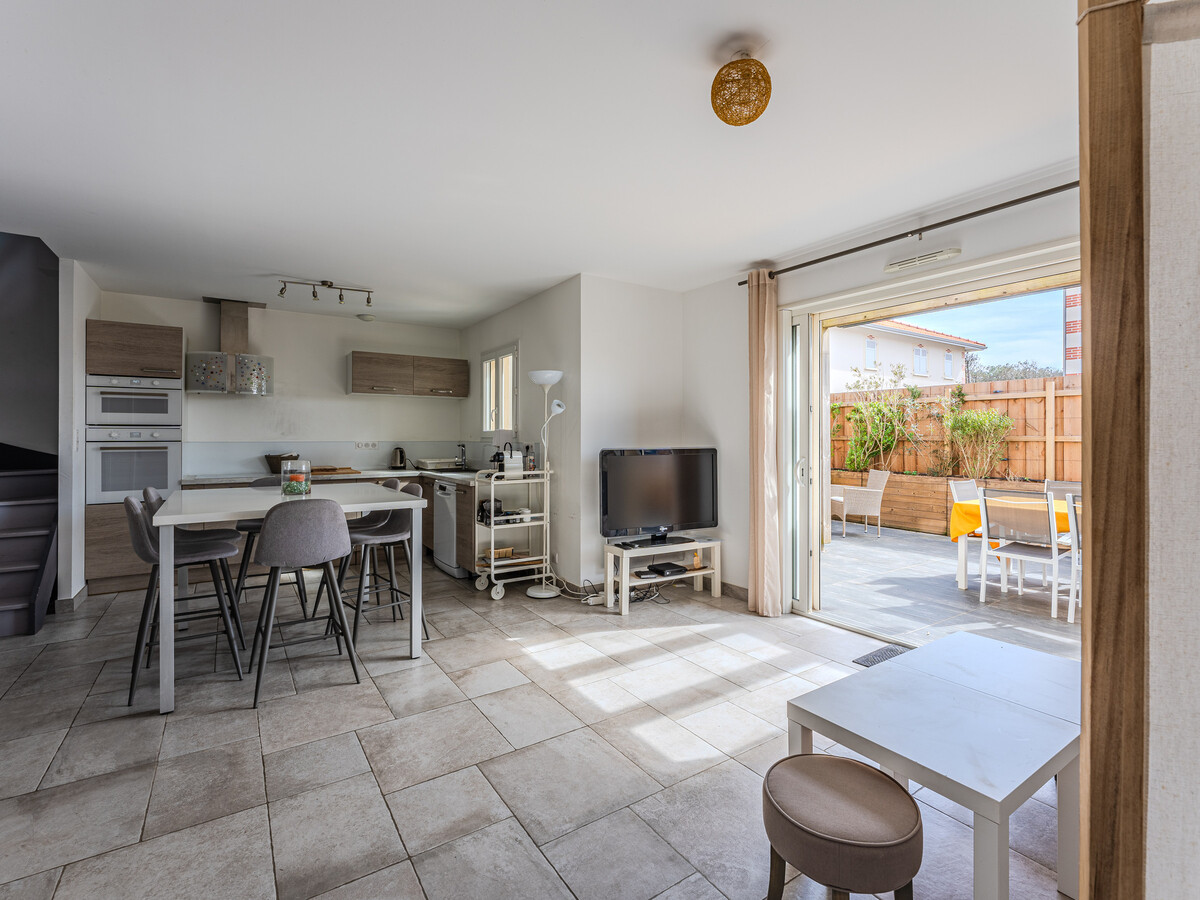 Maison 3 chambres Biscarrosse-Plage, cuisine d'été - Photo 6