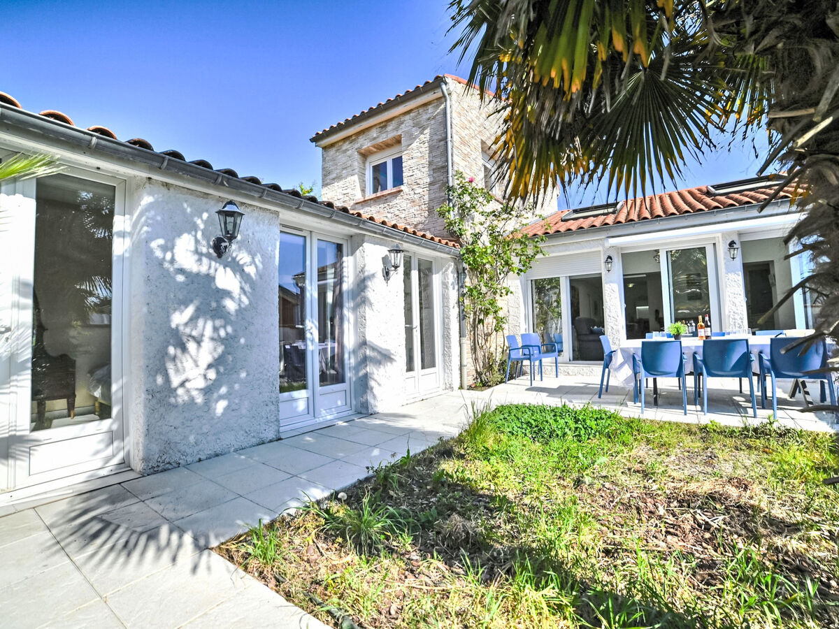 Maison La Miscandière – piscine privée 5×10 m, jardin 700 m² - Photo 1