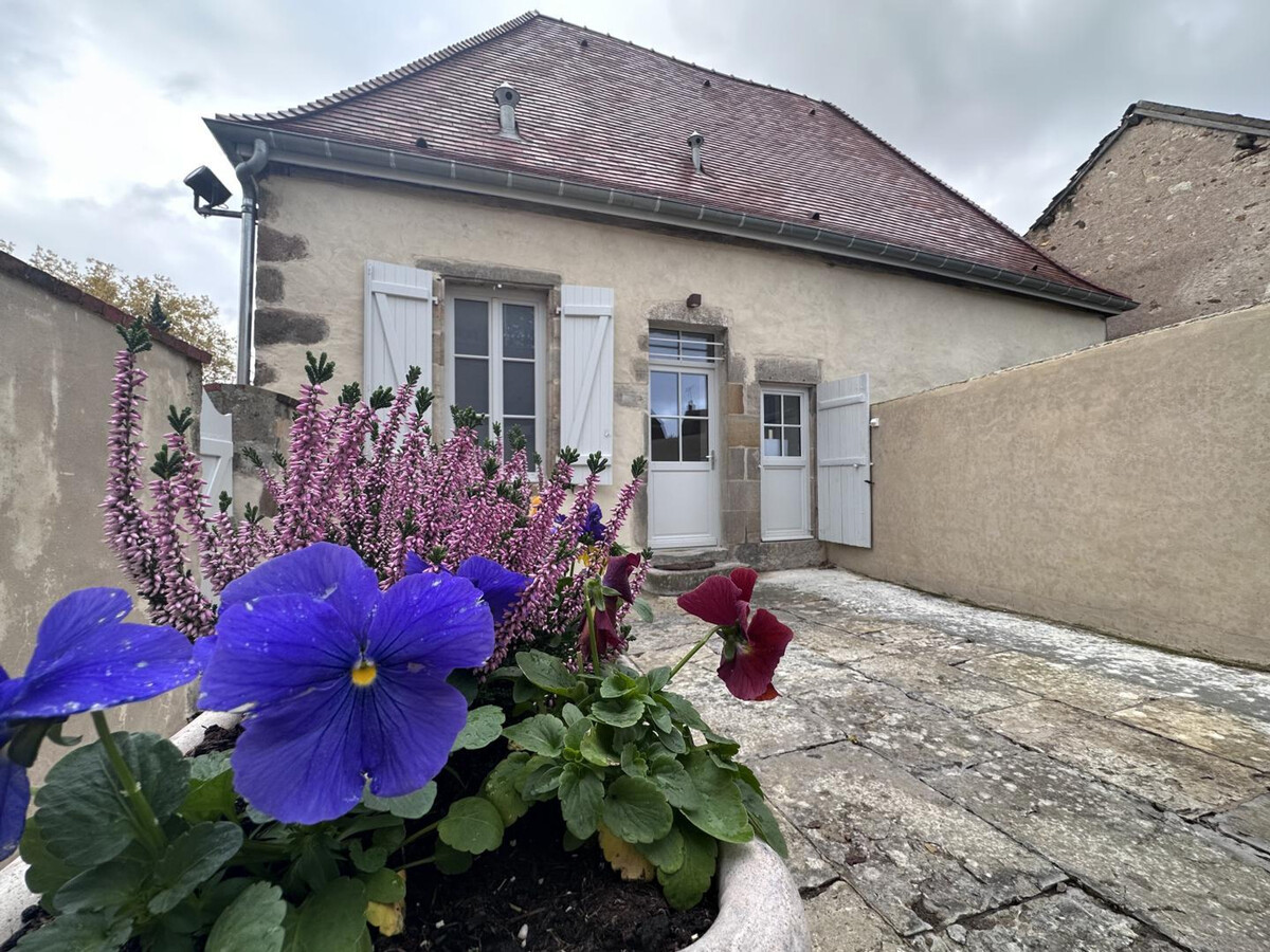 Gîte historique 10 personnes à Theneuille, tout inclus - Photo 19