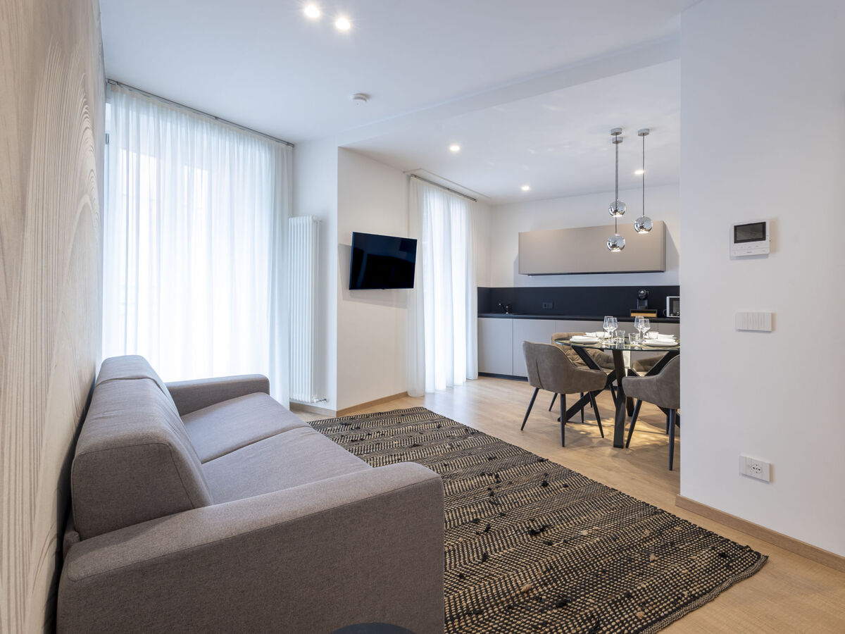 Appartement Marconi – 63 m² rénové, centre Chiavenna - Photo 1