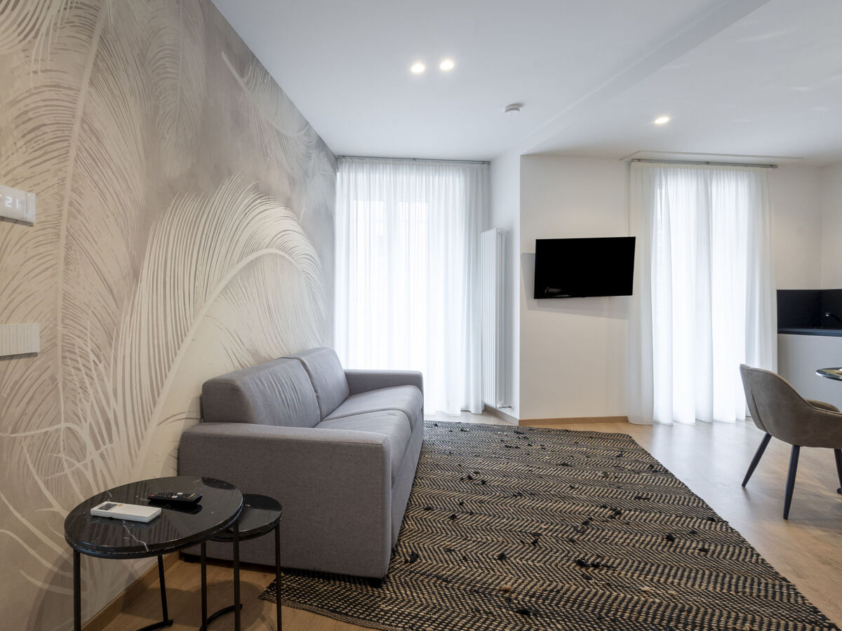 Appartement Marconi – 63 m² rénové, centre Chiavenna - Photo 9