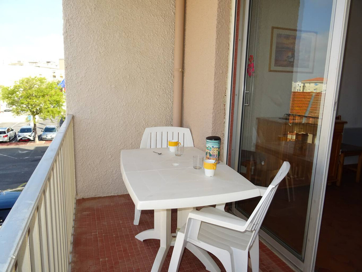 T2 38 m² avec parking, balcon et couchages multiples - Photo 2