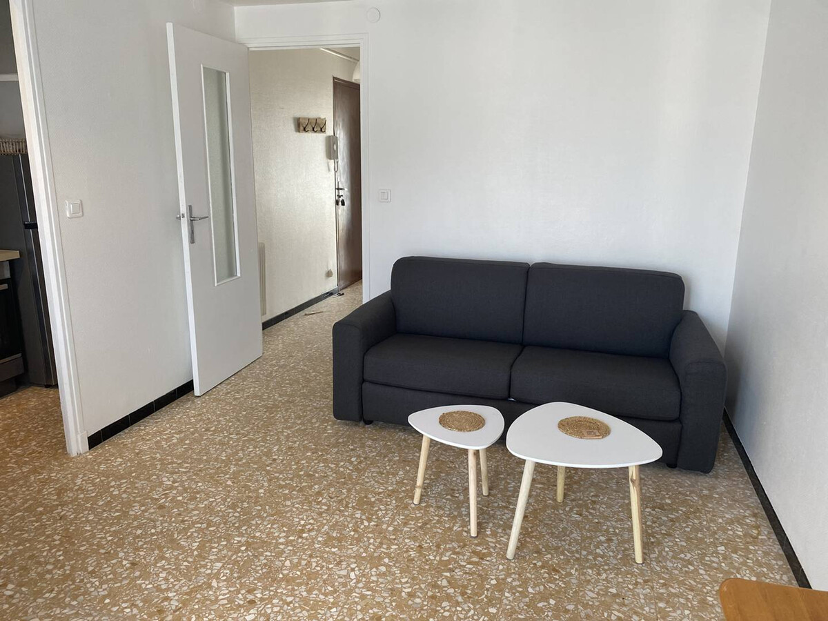 T2 traversant 51m² à 100m de la plage, parking privé - Photo 6