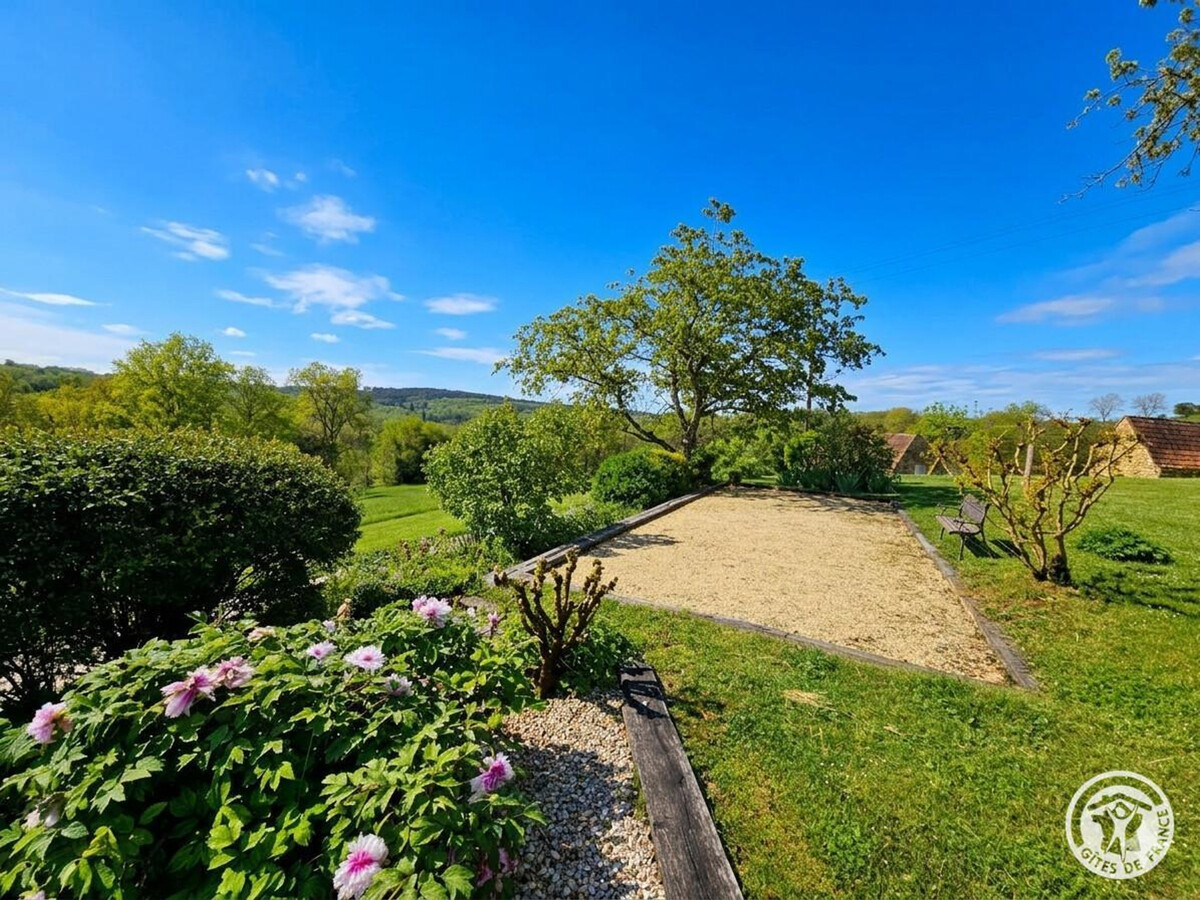 Gîte en pierres avec terrain de pétanque à Marquay - Photo 2