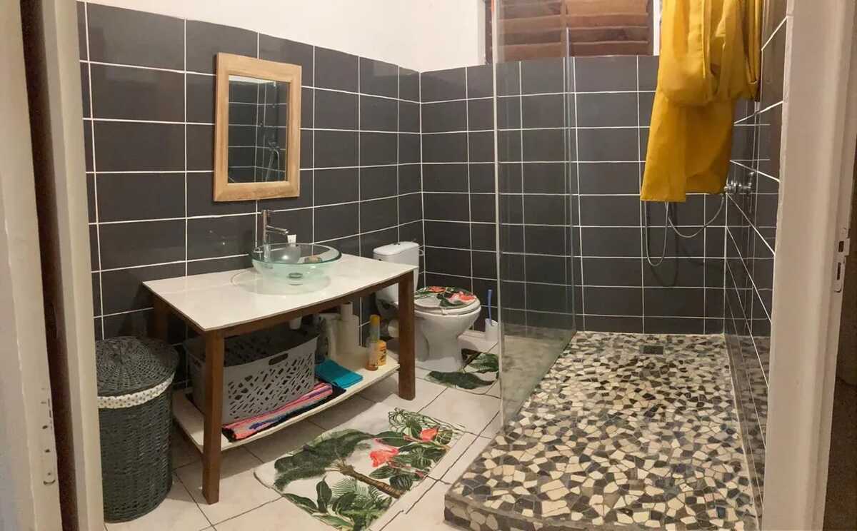 Appartement 80 m² avec piscine et vue mer à Deshaies - Photo 7