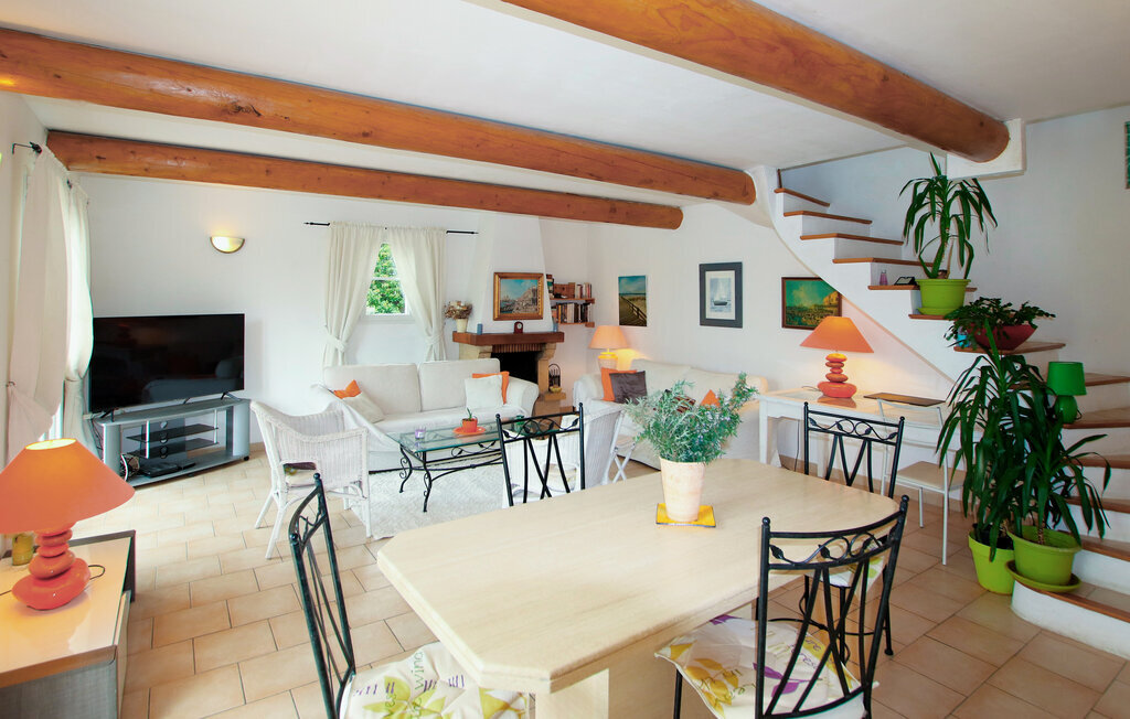 Maison provençale 6 pers. piscine et jardin 1300 m² - Photo 4