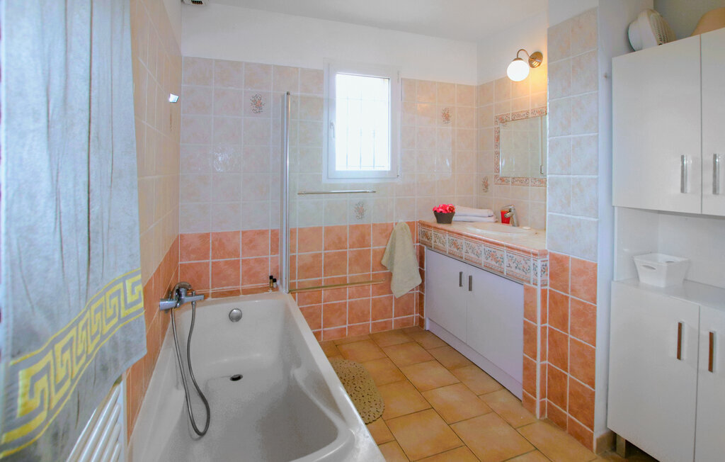 Maison provençale 6 pers. piscine et jardin 1300 m² - Photo 16