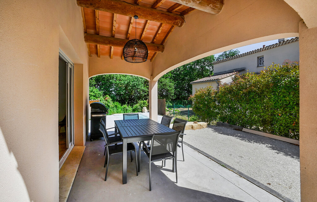 Maison 8 personnes avec piscine près d'Orsan - Photo 8