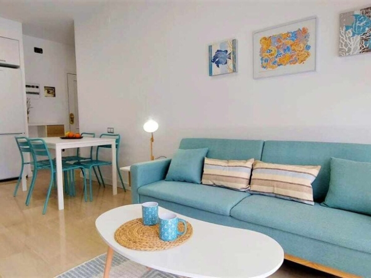 Appartement 2 chambres rénové, terrasse et piscine à Salou - Photo 16