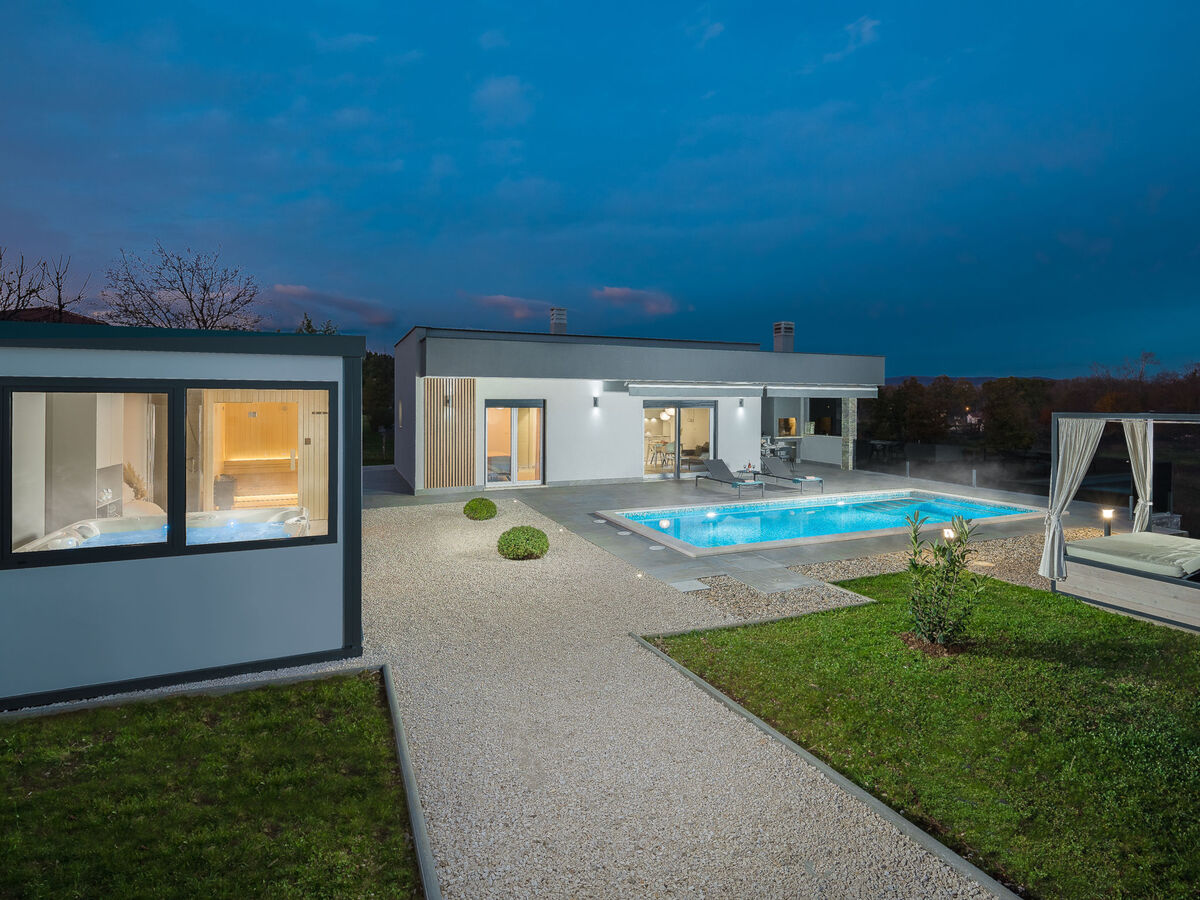 Villa Romantica, maison 2 pièces avec piscine chauffée - Photo 10