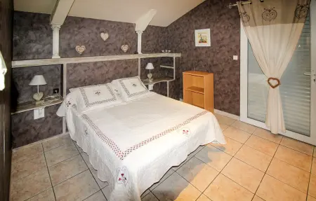 Maison en pierre avec piscine à Montcabrier : photo 15