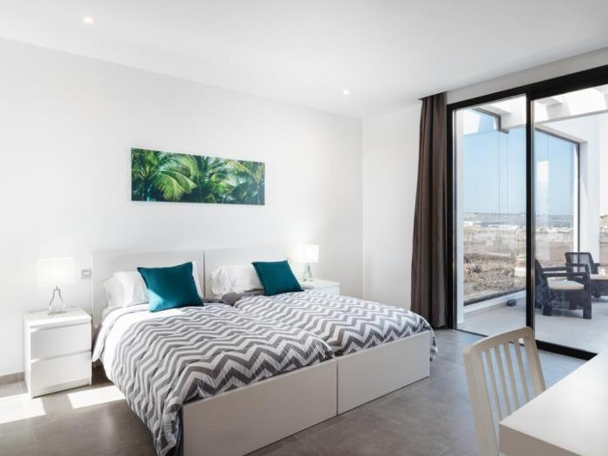 Villa Bern à Tías : 3 chambres, piscine chauffée et vue mer - Photo 13
