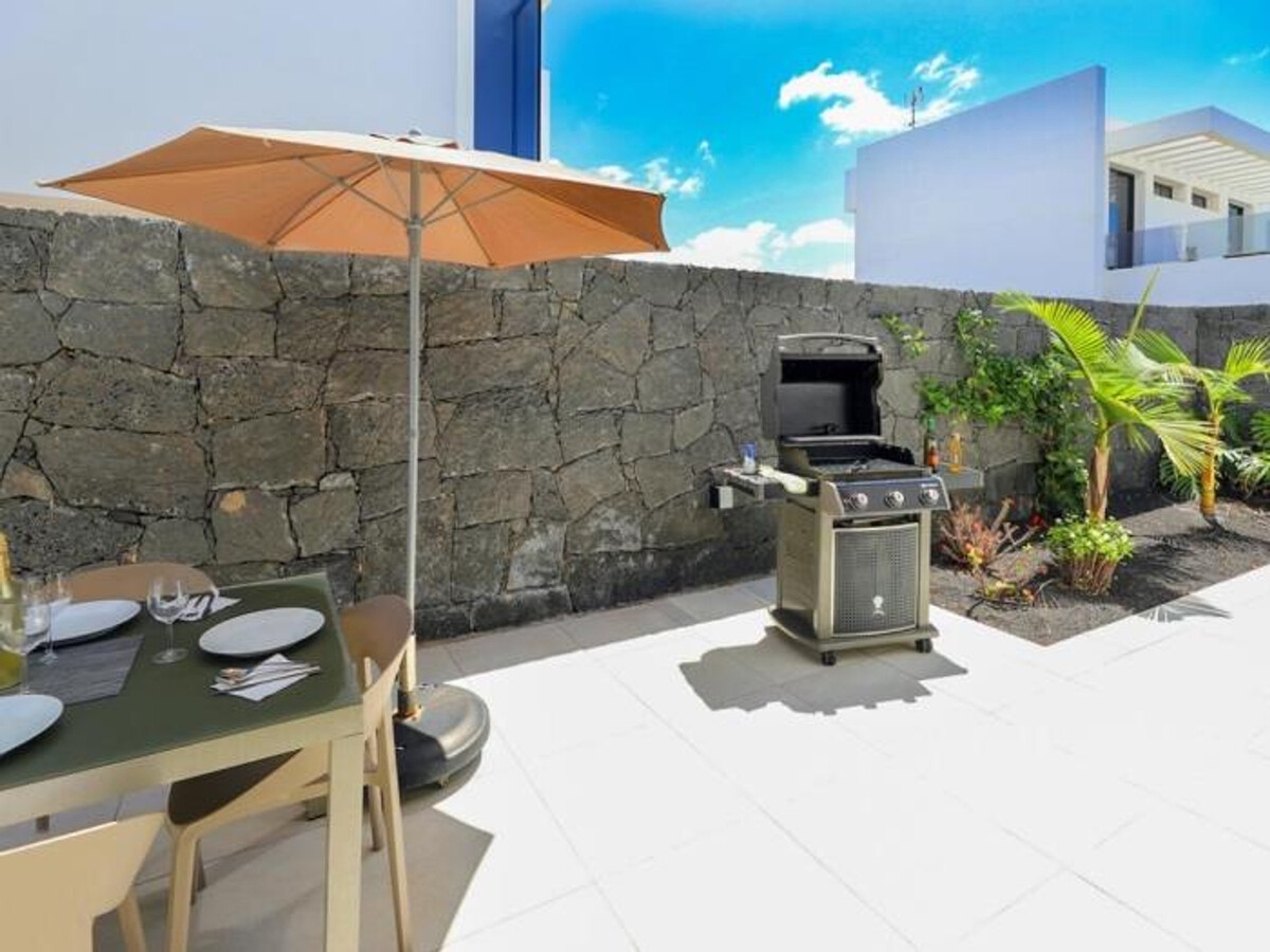 Villa Bern à Tías : 3 chambres, piscine chauffée et vue mer - Photo 16