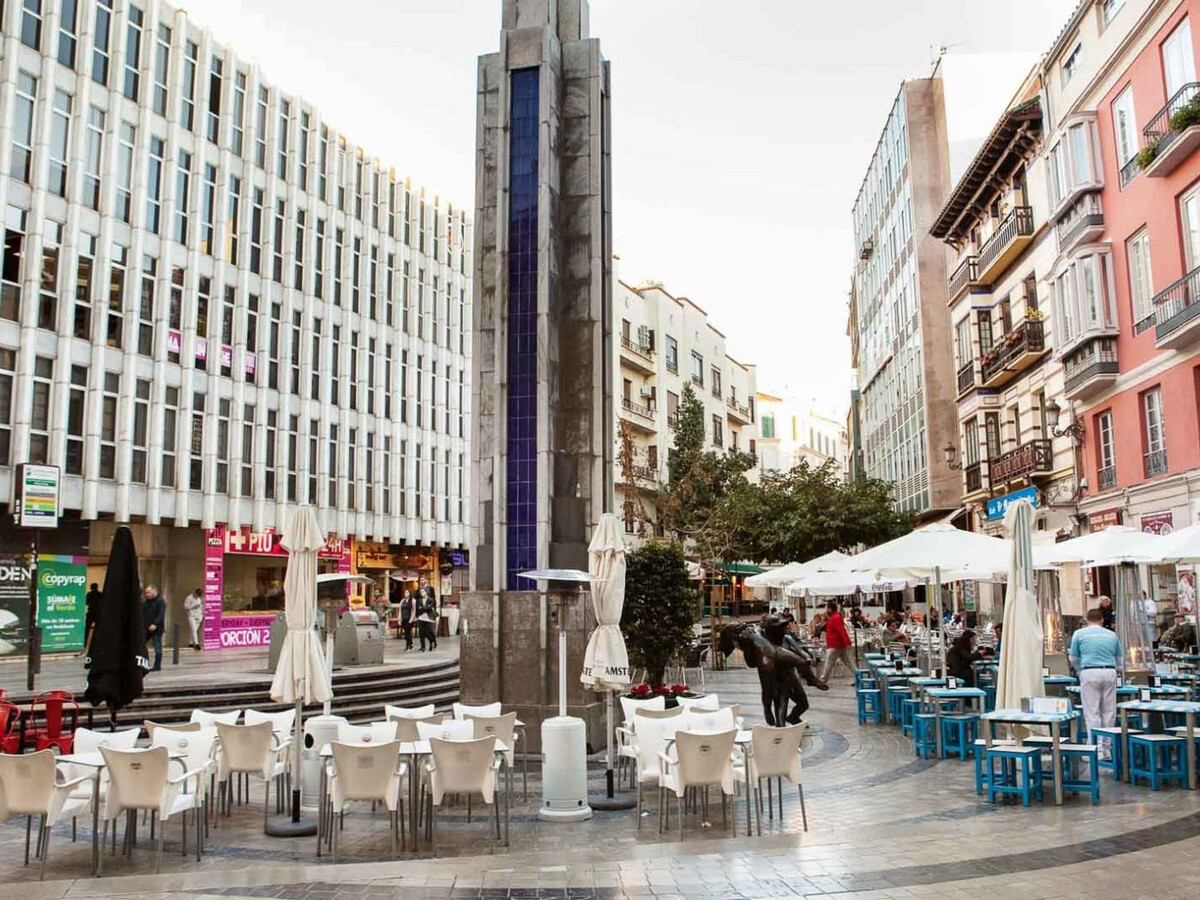 Apt 2 chambres centre historique Málaga, vue place Uncibay - Photo 12
