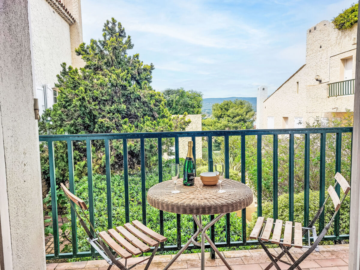 Appartement Hameau la Madrague, à 300 m de la plage - Photo 1