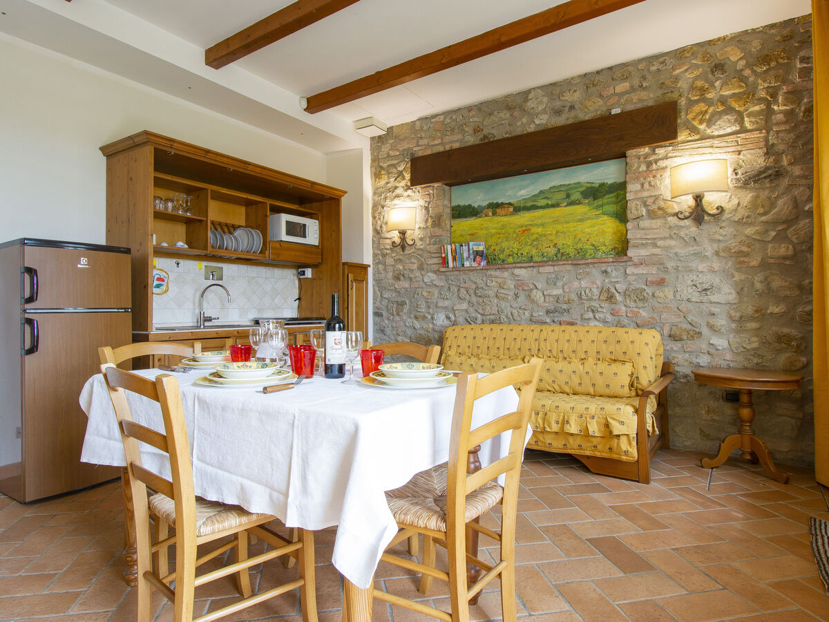Giallo, gîte 2 pièces avec piscine à Lajatico - Photo 6