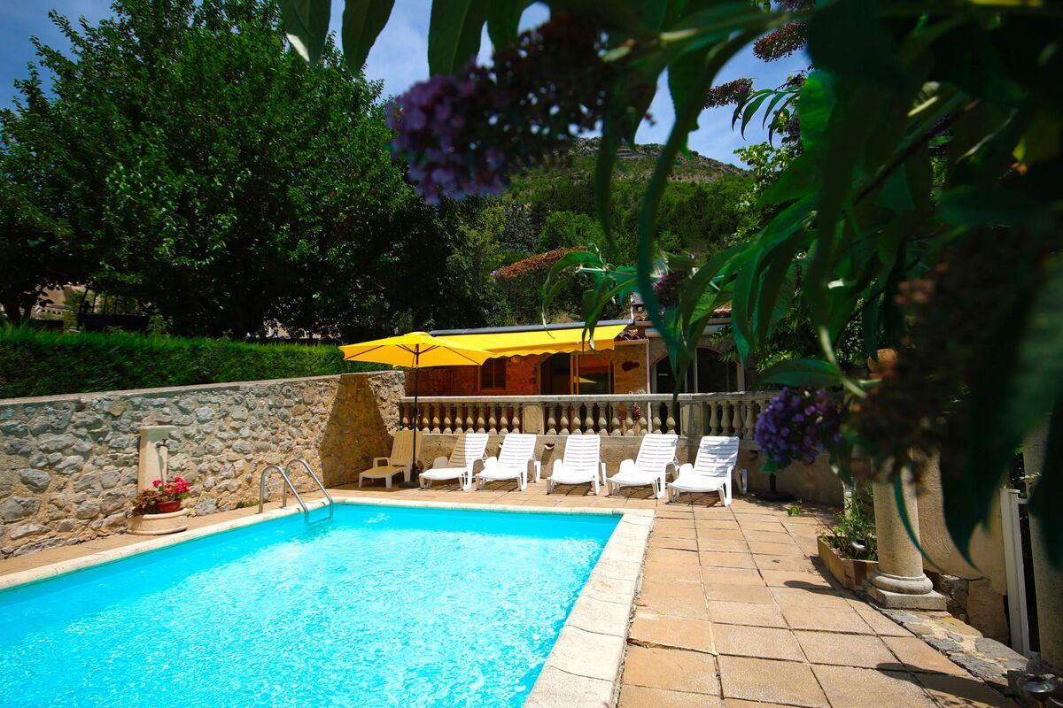 Maison 50 m² avec piscine partagée à La Roche-sur-le-Buis - Photo 1