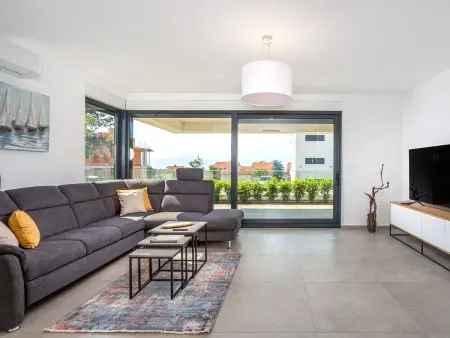 Maison Larus avec piscine privée à Malinska : photo 11