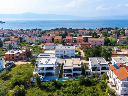Maison Larus avec piscine privée à Malinska : photo 17