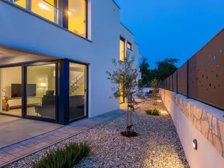 Maison Larus avec piscine privée à Malinska : photo 25