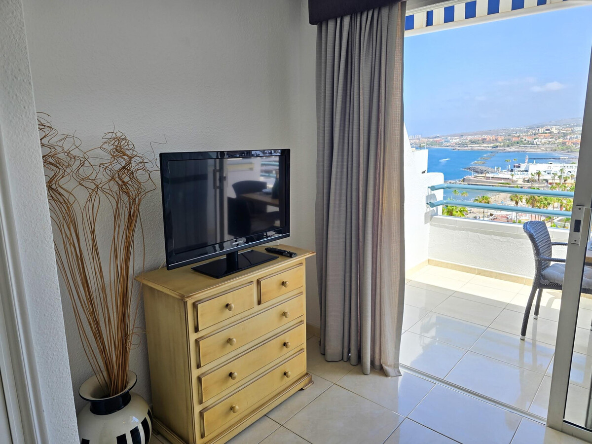 Studio vue mer à San Eugenio, piscine chauffée - Photo 14