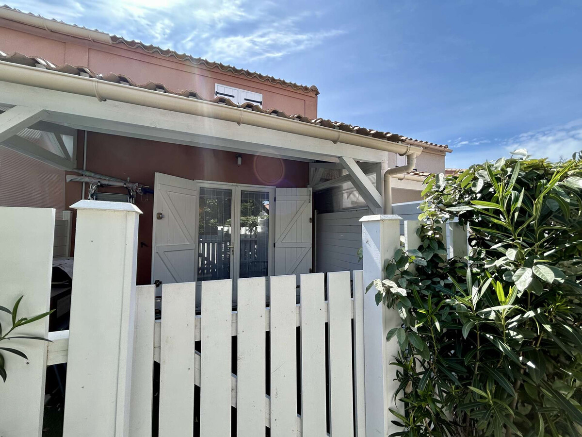 Villa 2 pièces climatisée, terrasse 13m² – Cap d'Agde - Photo 1