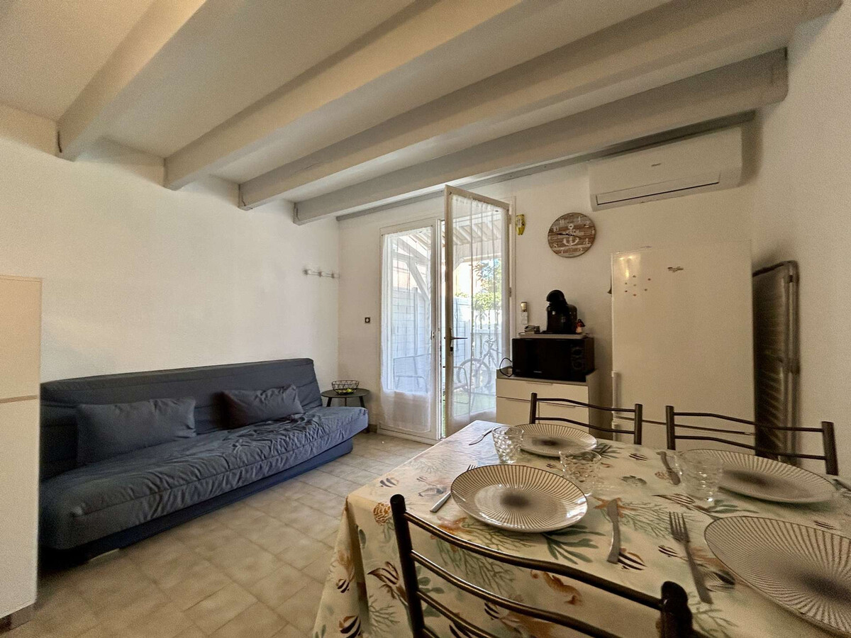 Villa 2 pièces climatisée, terrasse 13m² – Cap d'Agde - Photo 2