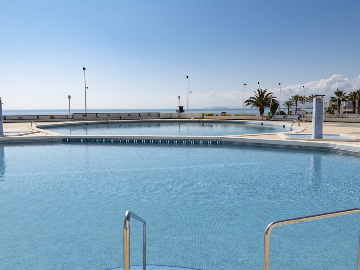 Appartement front de mer 1 chambre, piscine à Cullera - Photo 2
