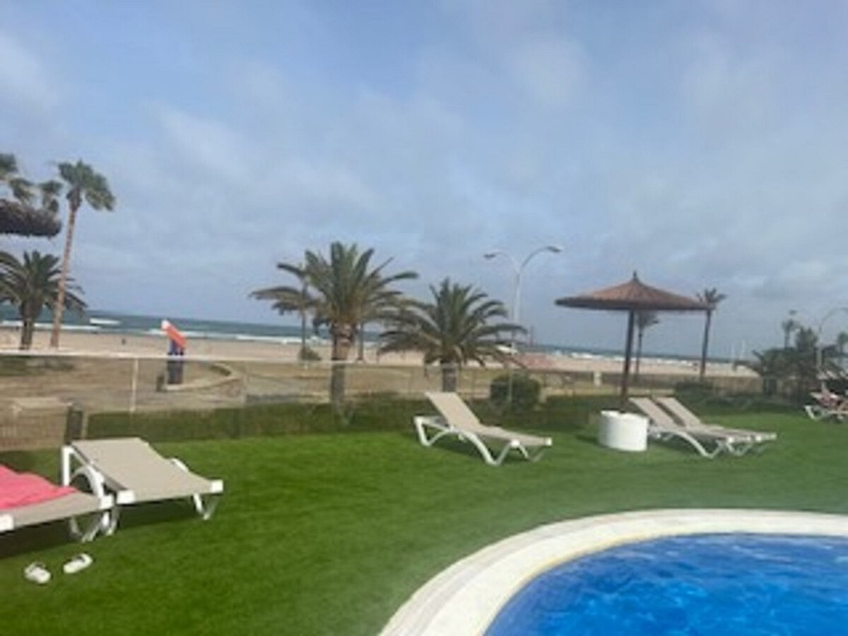 Appartement 2 chambres, première ligne de plage à Cullera - Photo 32