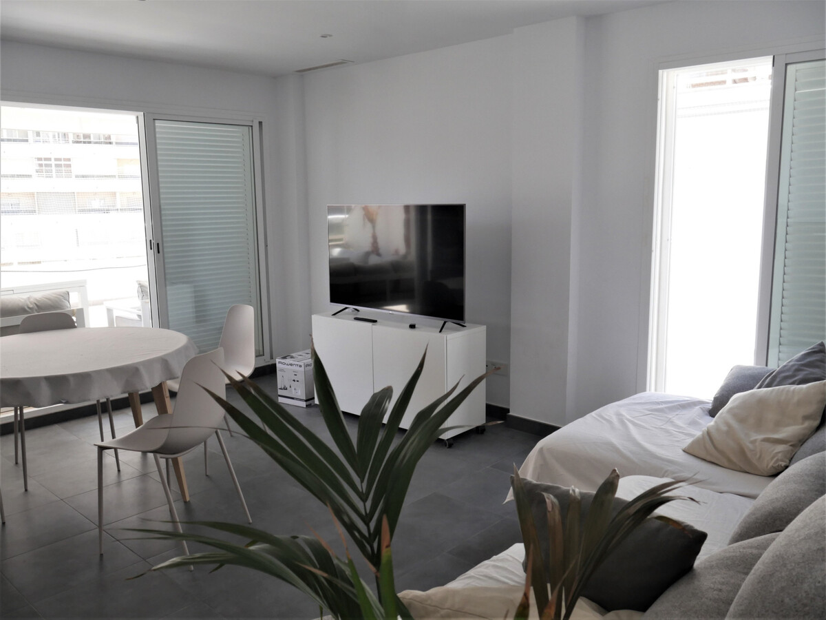 Appartement neuf 2 chambres à Cullera, vue mer, piscine - Photo 5