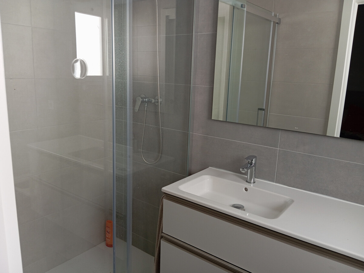 Appartement neuf 2 chambres à Cullera, vue mer, piscine - Photo 10