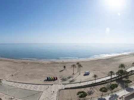 Location appartement à Cullera, Appartement familial en bord de plage avec piscine, parking et Wi-Fi à Cullera