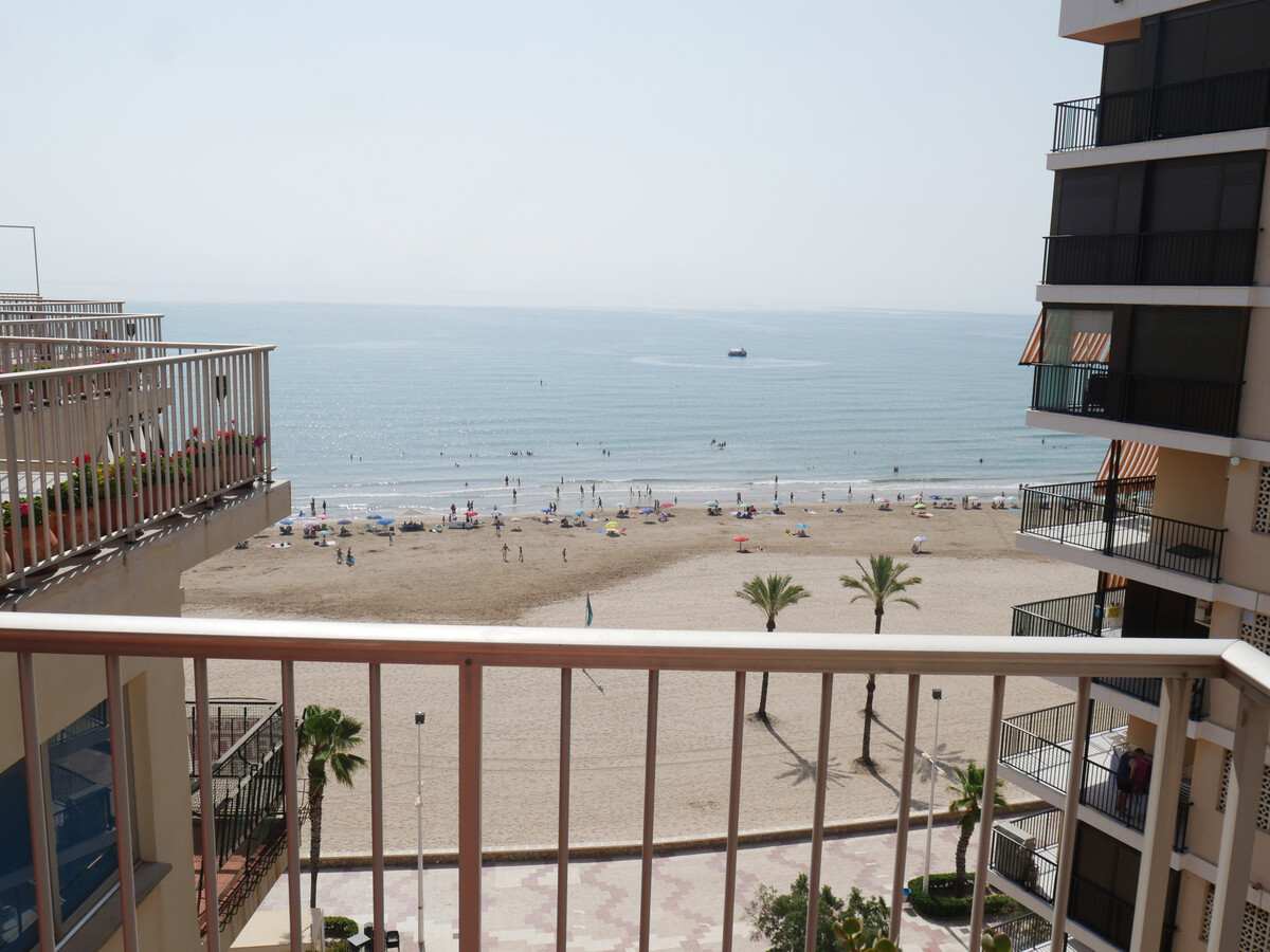 Appartement 3 chambres avec terrasse 25 m² à Cullera - Photo 1