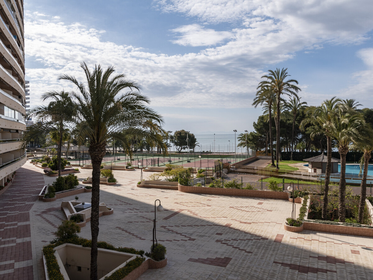 Appartement front de mer, 2 chambres, piscine à Cullera - Photo 29