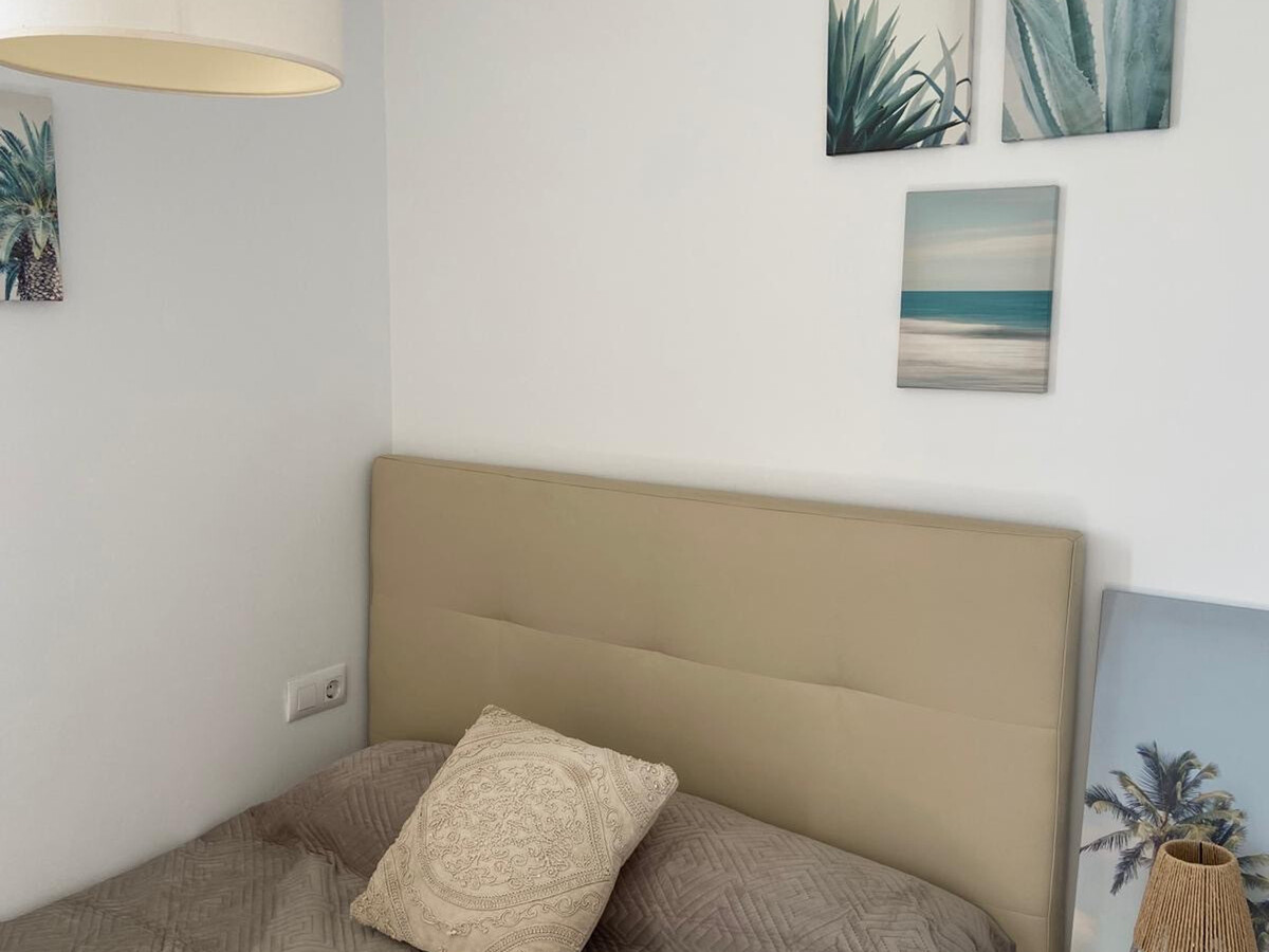 Appartement 2 chambres vue montagne à 150 m de la plage - Photo 9