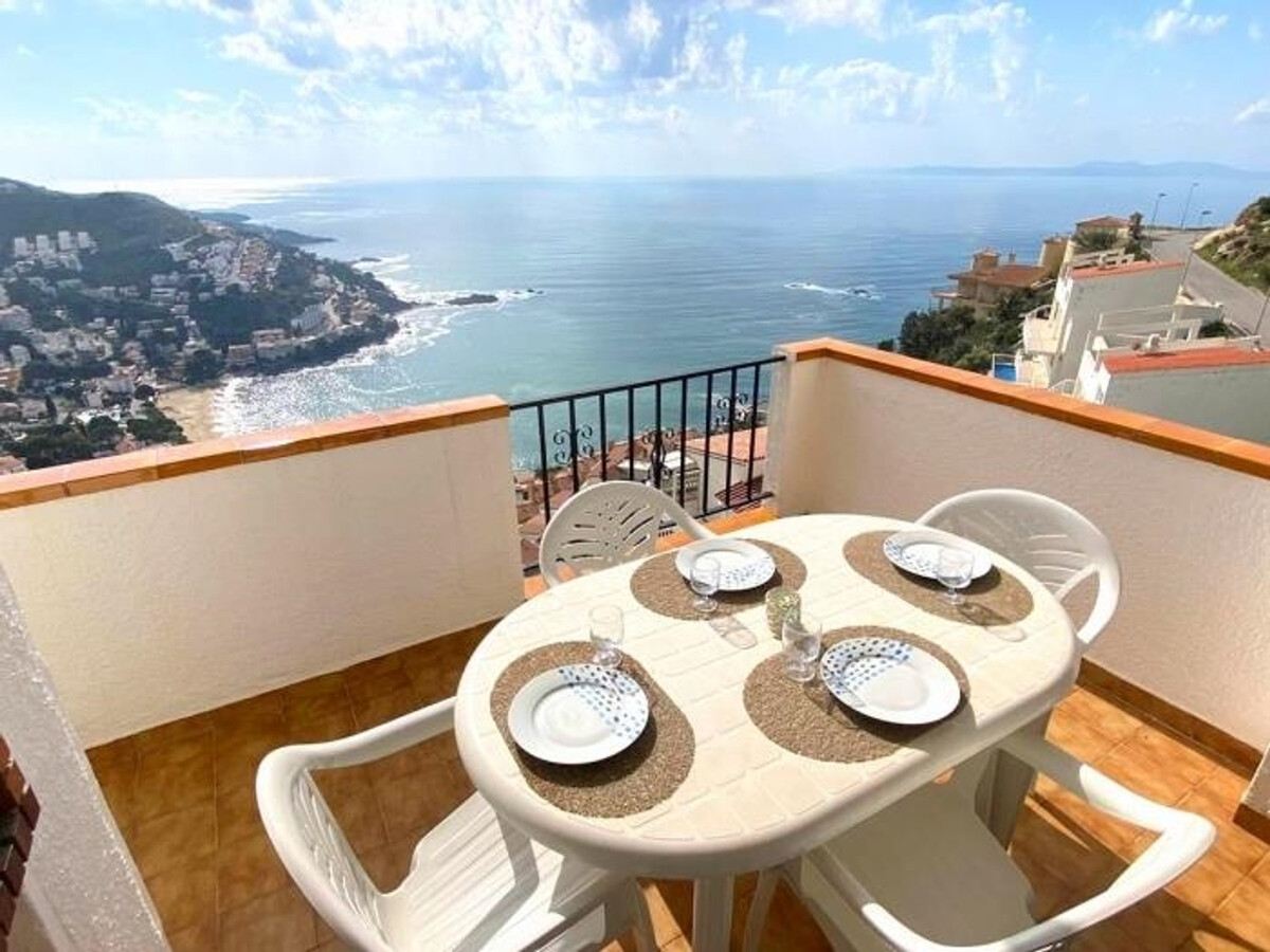 Appartement 2 chambres, terrasse mer et barbecue à Roses - Photo 3