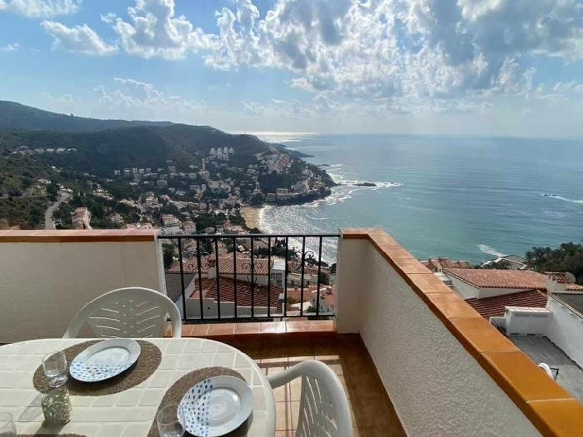 Appartement 6 pers. Roses - Terrasse vue mer et barbecue - Photo 1