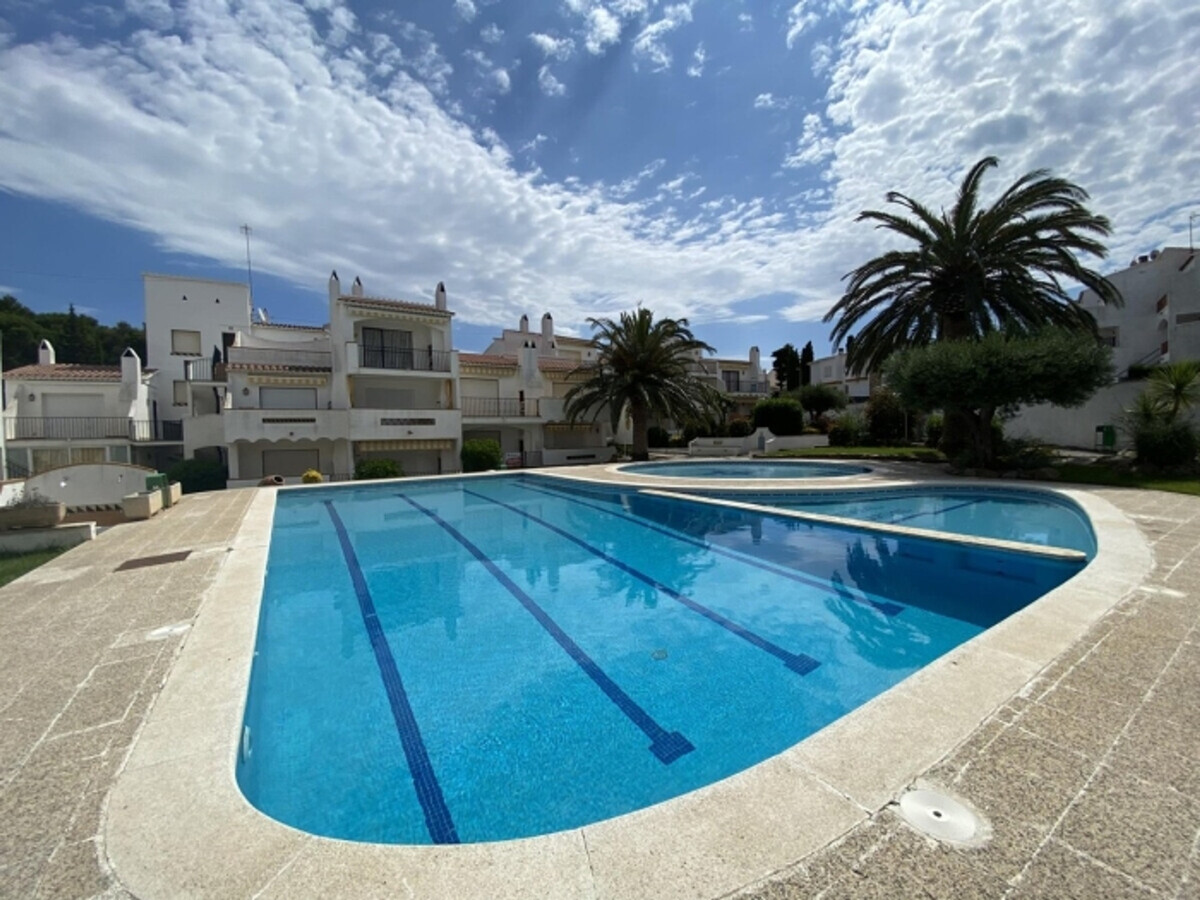 Appartement 4 pers. Roses, terrasse, barbecue et piscine - Photo 8
