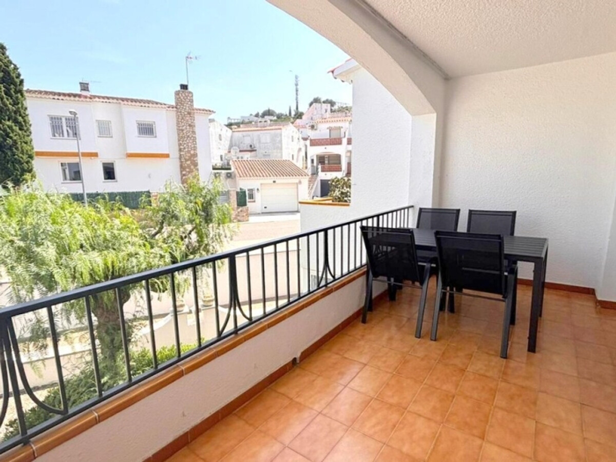 Appartement 4 pers. Roses, terrasse, barbecue et piscine - Photo 17