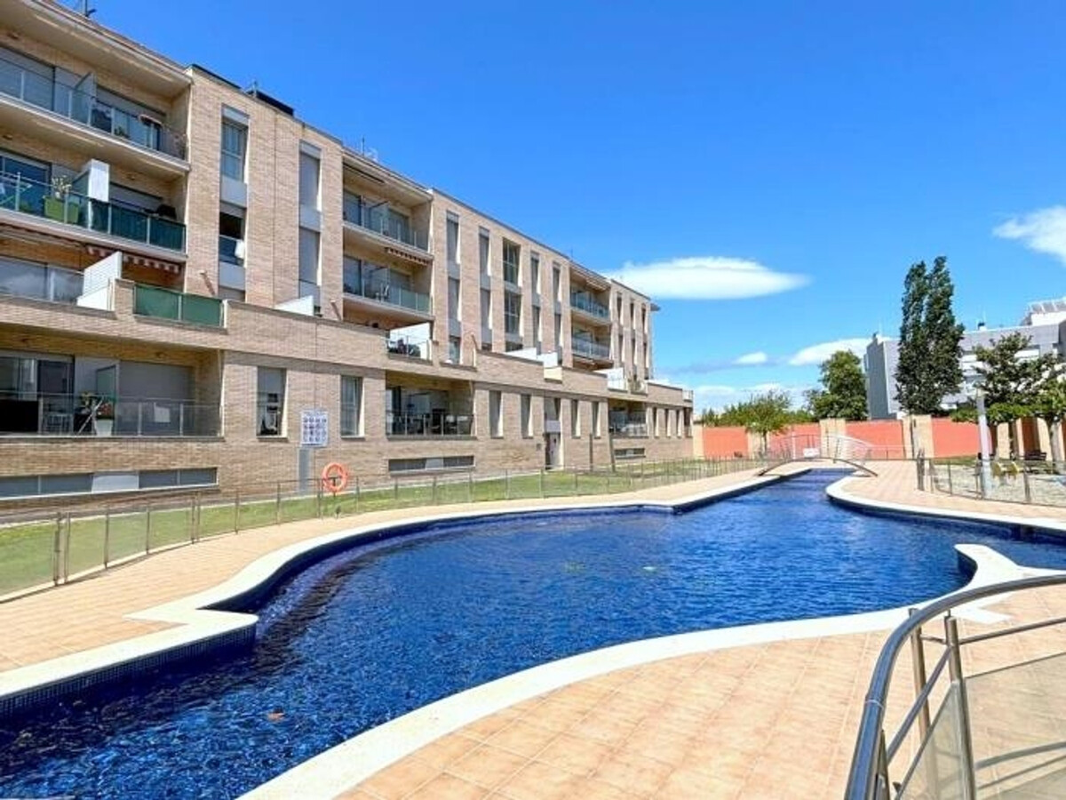 Appartement Acollidor à Empuriabrava, piscine et plage - Photo 1