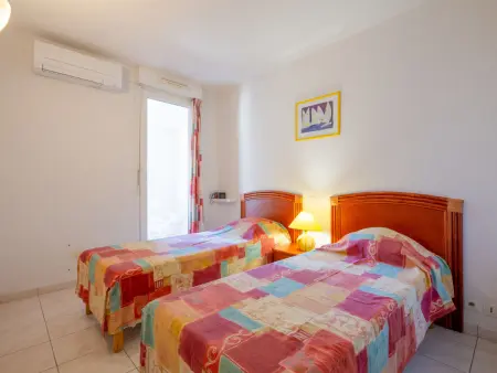 Appartement Les Calanques du Parc, vue mer à Saint Aygulf : photo 5