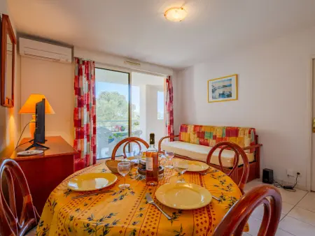 Appartement Les Calanques du Parc, vue mer à Saint Aygulf : photo 7