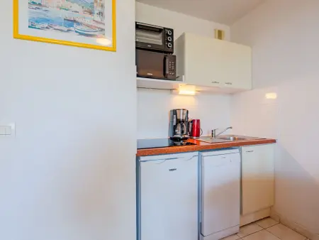 Appartement Les Calanques du Parc, vue mer à Saint Aygulf : photo 8