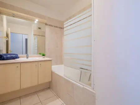 Appartement Les Calanques du Parc, vue mer à Saint Aygulf : photo 11